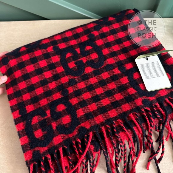 NEW GUCCI Plaid Tartan Wool Scarf Stole Red Dark Blue Retails $590 - Picture 4 of 9